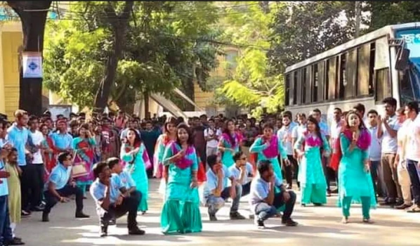 deshchitro-62f0b8c48ac3e-080822011828.webp