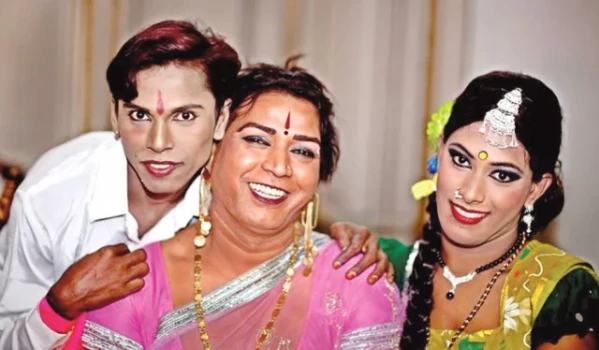 deshchitro-632cf2a99381e-230922054129.webp