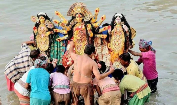 deshchitro-633d76a3d696d-051022062051.webp