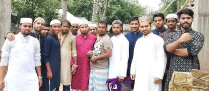 deshchitro-634d690b9e66e-171022083907.webp