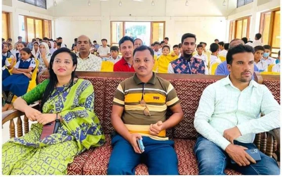 deshchitro-6350018a856e8-191022075418.webp