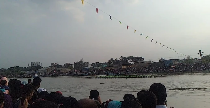 deshchitro-636e6ca5462ec-111122093917.webp