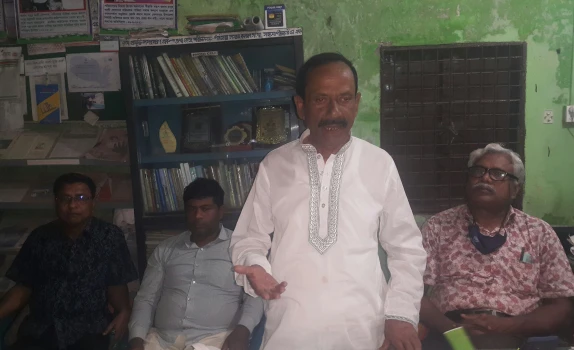 deshchitro-640cbba855304-110323113432.webp