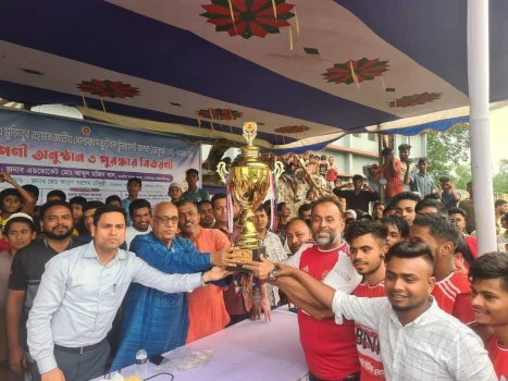 deshchitro-648f0c62f2f23-180623075338.webp