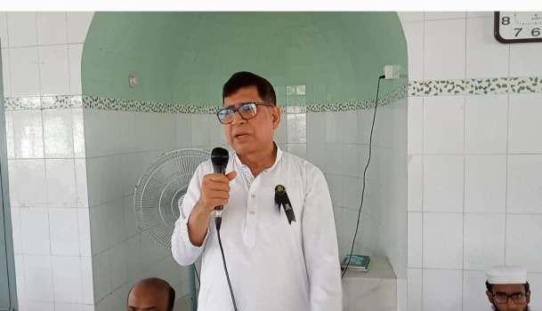 deshchitro-64db78dde27c2-150823070845.webp