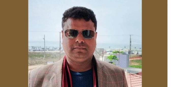 deshchitro-64e48fe60ccff-220823043726.webp