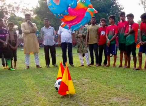 deshchitro-64f1ed5641cae-010923075534.webp