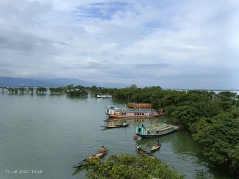 deshchitro-64f4441ede4c1-030923023022.webp