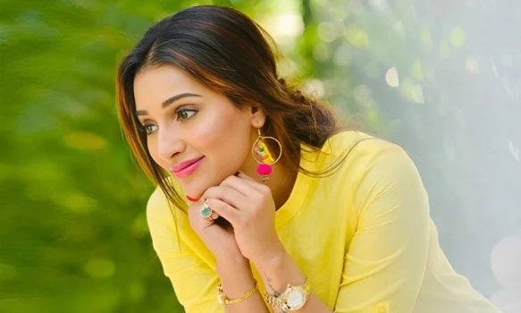 deshchitro-65001e2050b1e-120923021528.webp