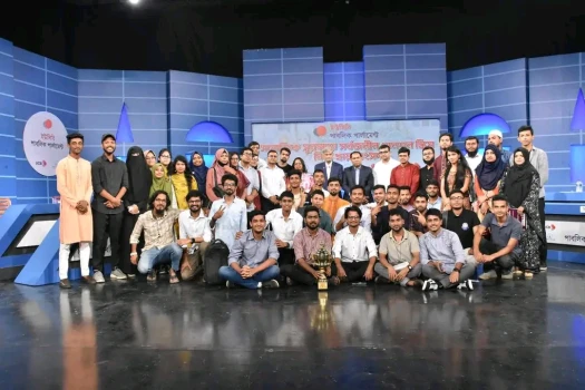deshchitro-6505cdbd5e7db-160923094605.webp