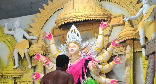 deshchitro-6527dc5b66fce-121023054531.webp