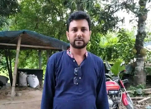 deshchitro-652d2c72e600a-161023062834.webp