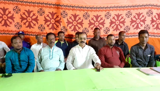 deshchitro-6536780775fef-231023074127.webp
