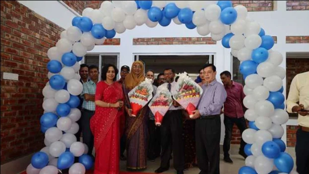 deshchitro-655606cf1b051-161123061055.webp