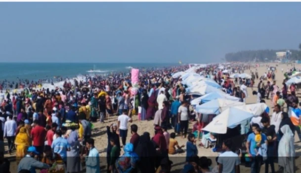 deshchitro-657c6d600de0a-151223091440.webp