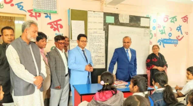 deshchitro-659fe2dd5592f-110124064517.webp