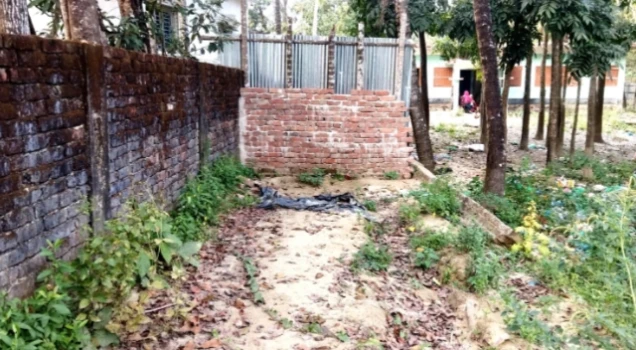 deshchitro-65bf70d3ed6a9-040224051115.webp