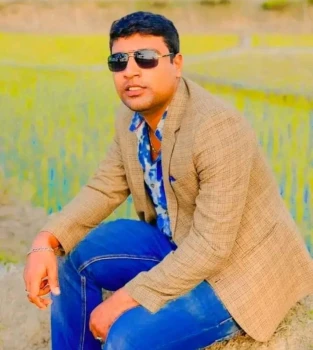 deshchitro-65c9976ba531e-120224095835.webp