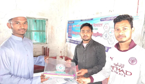 deshchitro-65cb6e877f829-130224072839.webp