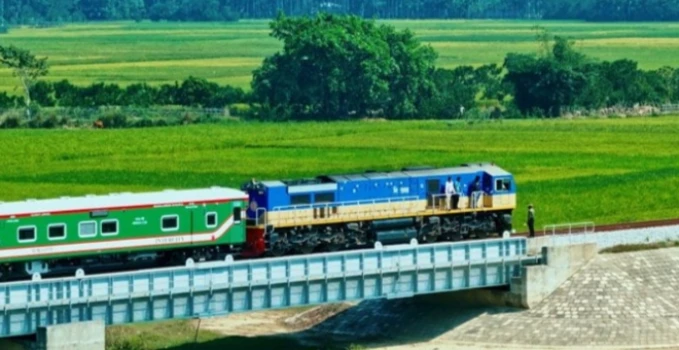 deshchitro-65eb2a5e9f5a7-080324091022.webp