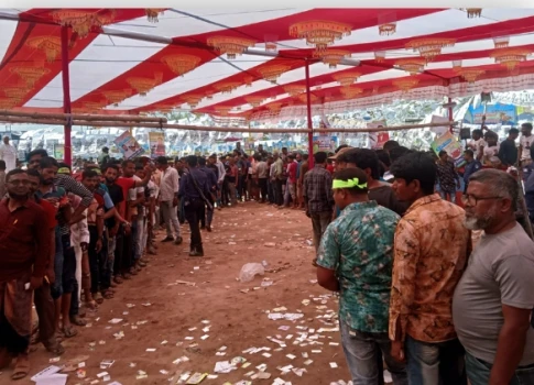 deshchitro-65ec4d97513aa-090324055255.webp