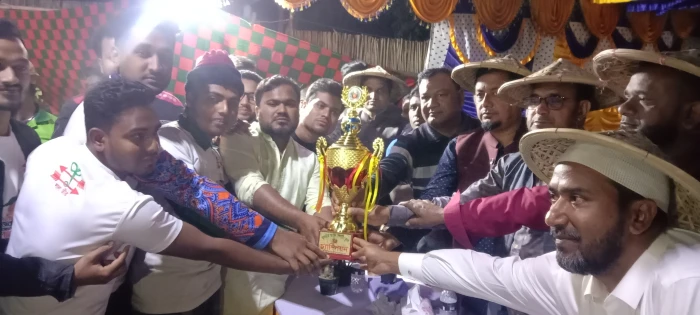 deshchitro-65ef58f6544b3-120324011814.webp