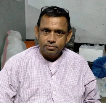 deshchitro-661f60f70bf75-170424114111.webp