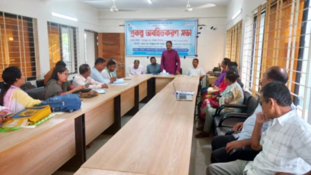 deshchitro-668e63a2dd01e-100724043410.webp