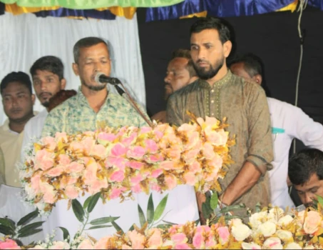 deshchitro-66f843cd7adaf-280924115837.webp