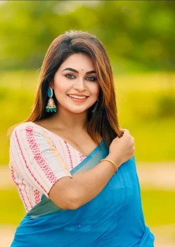 deshchitro-679cf7ae6802f-310125101750.webp
