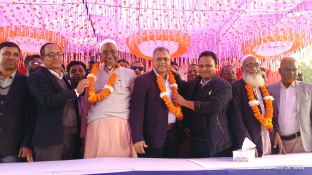 deshchitro-67a4addc596f1-060225064100.webp