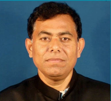 deshchitro-68a2c48e5d864-180825121334.webp