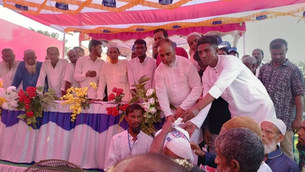 deshchitro-68f1ad472ba36-171025084319.webp