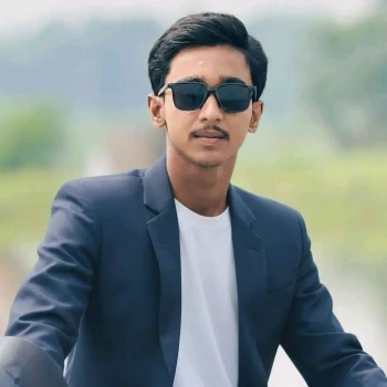 deshchitro-6a08820eb5fcb-160526084118.webp