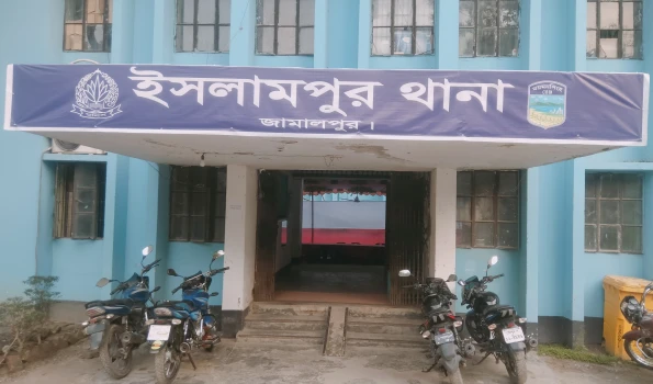 deshchitro-6a22f9b487d95-050626103044.webp