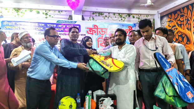 deshchitro-6aae86380fcda-190926065520.webp